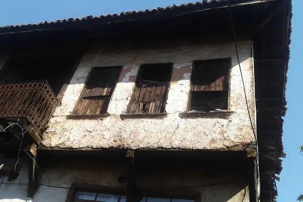 Bayraklı Dede Türbesi - Resim 15