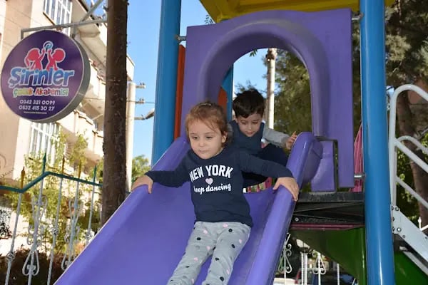 Şirinler Çocuk Akademisi Gaziantep Kreş Gündüz Bakımevi ve Anaokulu - Resim 10