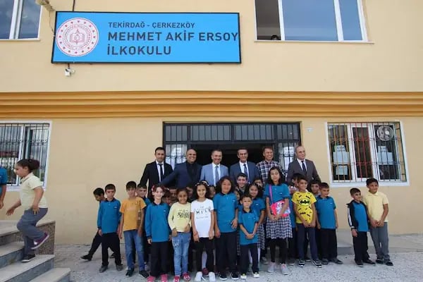 Mehmet Akif Ersoy İlkokulu - Resim 1
