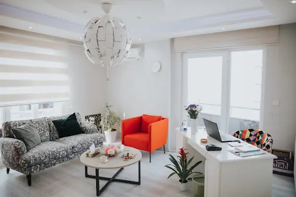 Uzm. Klinik Çocuk Psikoloğu Aysu Tuluy Sarıkaya - Resim 2