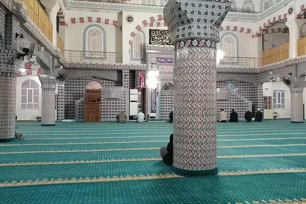 Hatice Kübra Cami - Resim 2