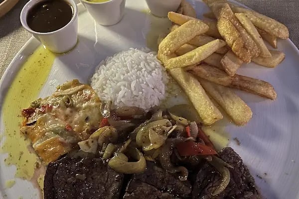 Green Beach Restaurant - Resim 8