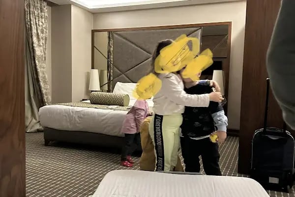 Q Hotel - Resim 6