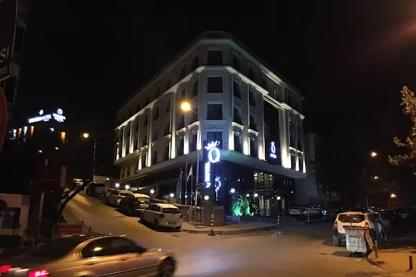 Q Hotel - Resim 13