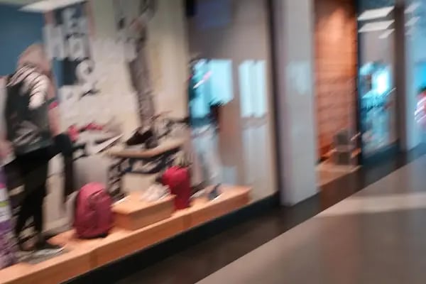 Agora AVM Nike Mağazası - Resim 5
