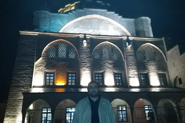 Ekmekçi Baba Türbesi - Resim 12