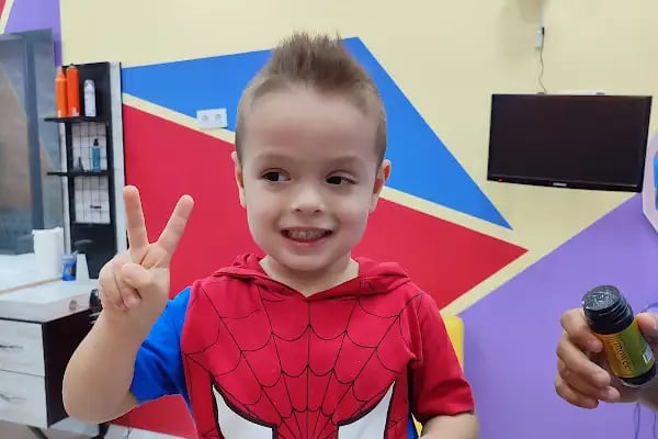 Little One Kız-Erkek Çocuk Kuaförü - Resim 16