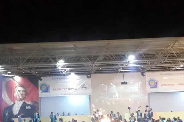 Dokuz Eylül Üniversitesi Anfi Tiyatrosu - Resim 1