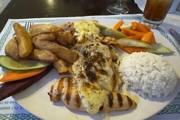 ANNALIVIA RESTAURANT GUMBET - Resim 14