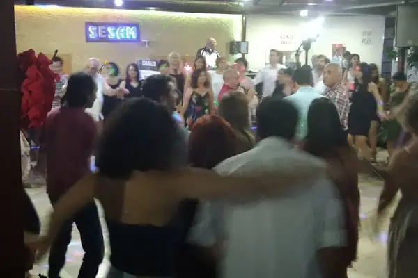 Sesam Lokali Stad Cafe - Resim 16