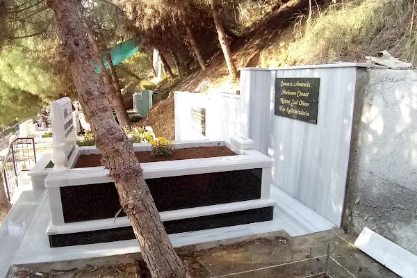 Garıpçe Köyü Mezarlıgı - Resim 13
