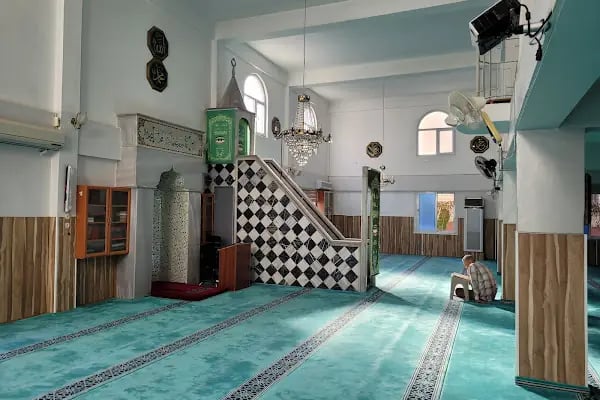 Aliye Pozcu Cami - Resim 5