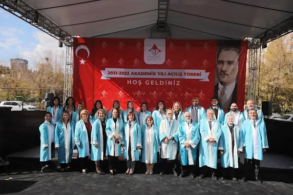 Yüksek İhtisas Üniversitesi - 100. Yıl Yerleşkesi (Tıp Fakültesi) - Resim 16