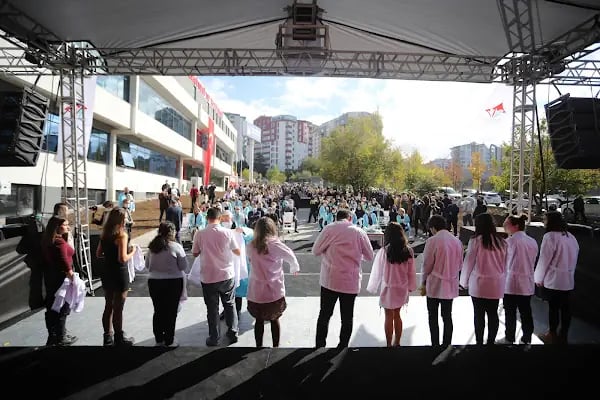 Yüksek İhtisas Üniversitesi - 100. Yıl Yerleşkesi (Tıp Fakültesi) - Resim 7