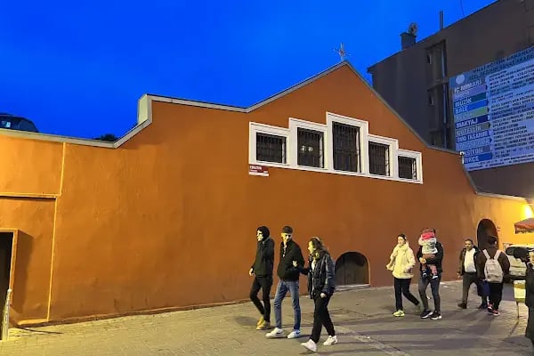 Surp Asdvadzadzin Ermeni Kilisesi - Resim 6