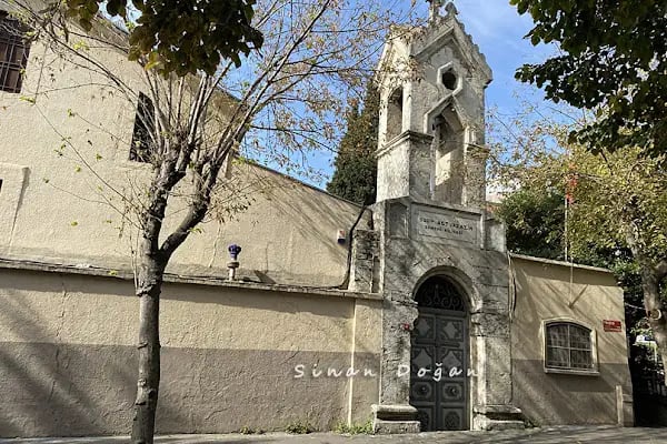 Surp Asdvadzadzin Ermeni Kilisesi - Resim 7