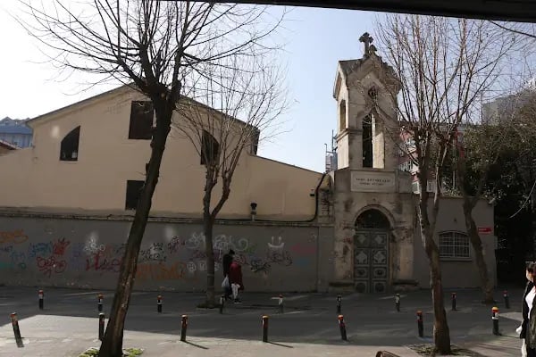 Surp Asdvadzadzin Ermeni Kilisesi - Resim 2