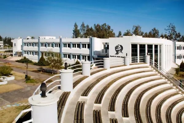 Çağ Üniversitesi - Resim 3