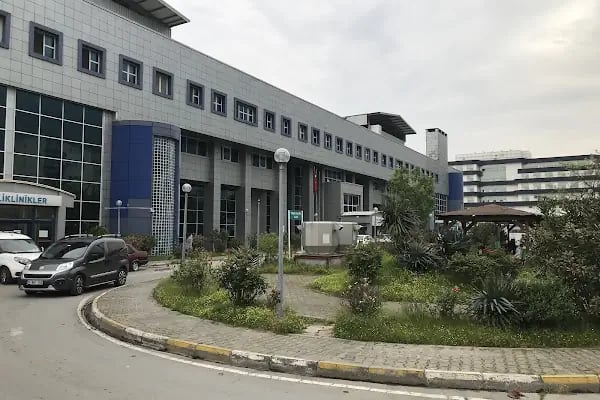 SBÜ Bursa Yüksek İhtisas EAH Ana Bina - Resim 4