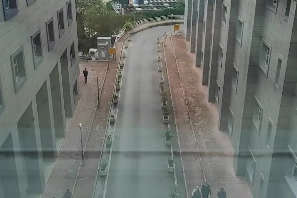 SBÜ Bursa Yüksek İhtisas EAH Ana Bina - Resim 16