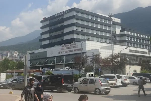 SBÜ Bursa Yüksek İhtisas EAH Ana Bina - Resim 14