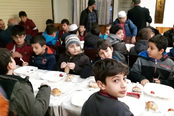 Cevizli Çınar Camii - Resim 16