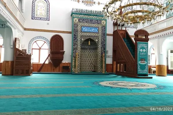 Cevizli Çınar Camii - Resim 3