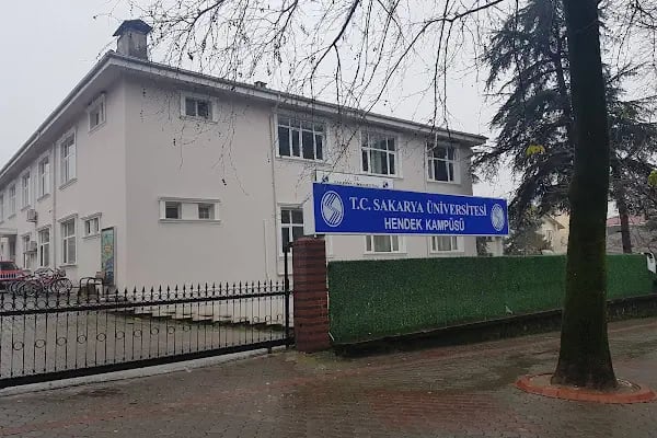 Sakarya Üniversitesi Eğitim Fakültesi - Resim 1