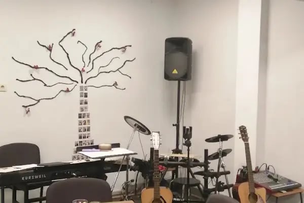 International Revival Church / Uluslararası Uyanış Kilisesi - Resim 2