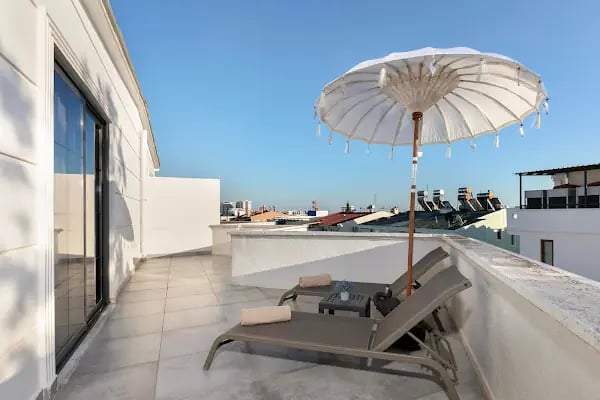 Azuu Hotel - Resim 1