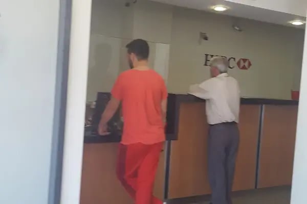 Hsbc-mersin Şubesi - Resim 5