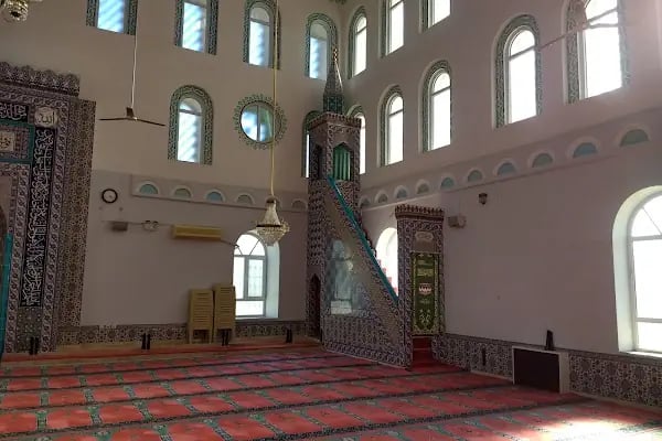 Akhisar Cami - Resim 16