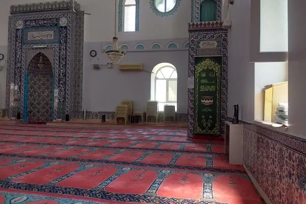 Akhisar Cami - Resim 10