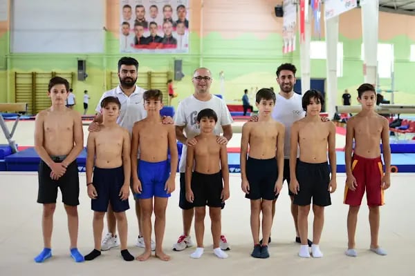 Cemal alpman cimnastik salonu - Resim 18