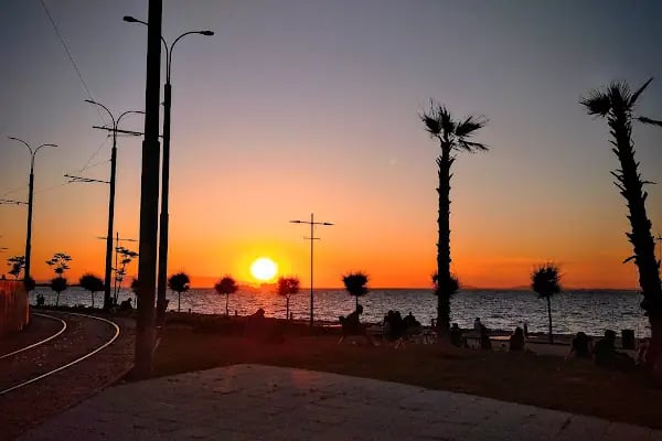 Mithatpaşa Parkı - Resim 13