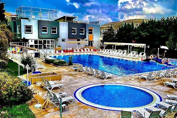 İzmit Tenis Akademisi - Resim 3