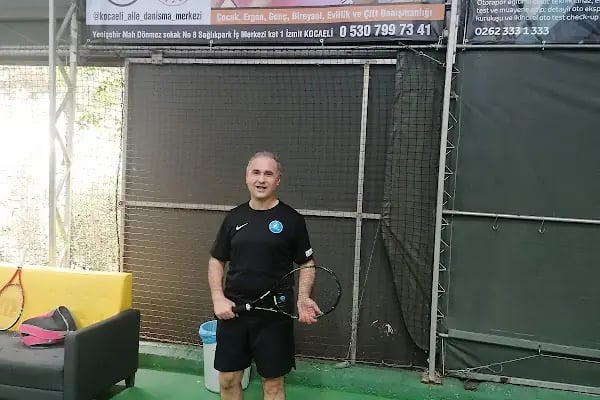 İzmit Tenis Akademisi - Resim 8