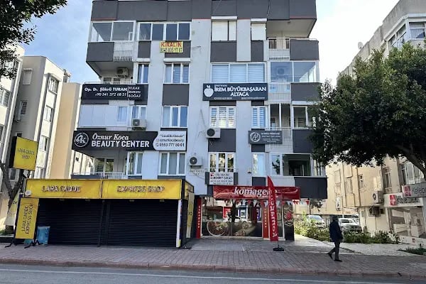 Mehmet ÇAKACI Çene Cerrahisi Kliniği - Resim 6