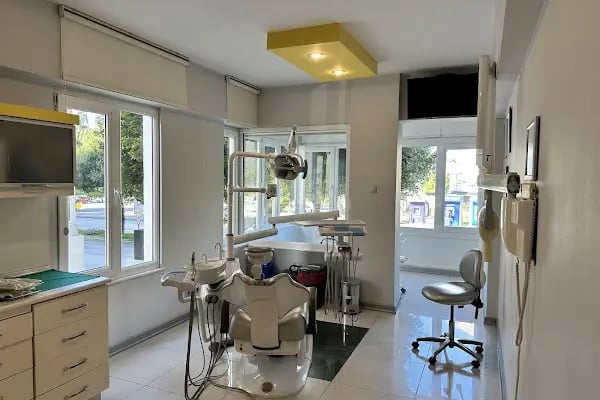Mehmet ÇAKACI Çene Cerrahisi Kliniği - Resim 3