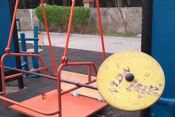 Recepağa Çocuk Parkı - Resim 3