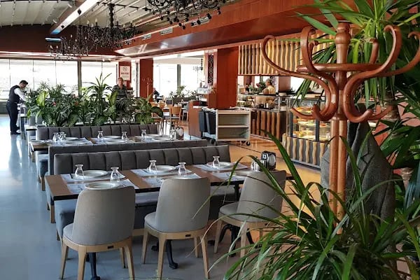 Ekrem Usta-Etin Ustası- Çayyolu Restaurant - Resim 2