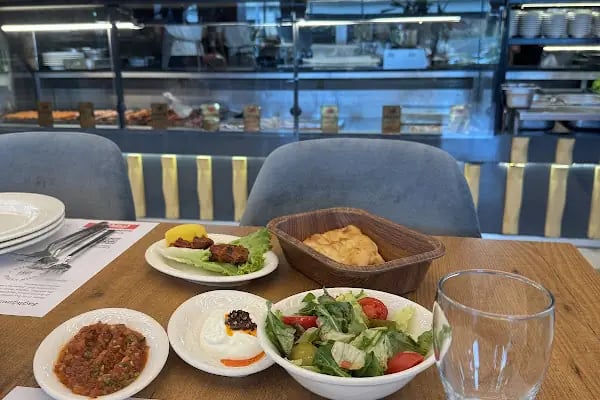 Ekrem Usta-Etin Ustası- Çayyolu Restaurant - Resim 12