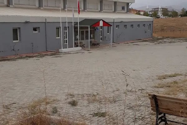 Yakınca Spor Salonu - Resim 2