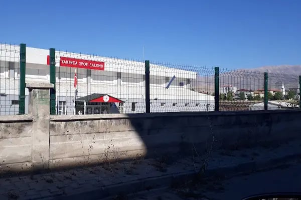Yakınca Spor Salonu - Resim 16