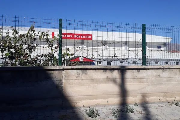 Yakınca Spor Salonu - Resim 11