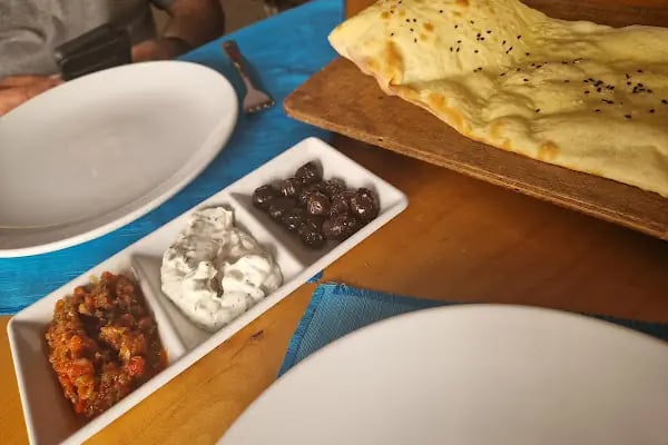 Kleopatra Restaurant kebab grill pizza steak - Resim 6