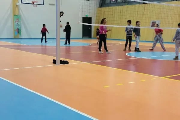 Hasan Tahsin Ortaokulu Spor Salonu - Resim 2