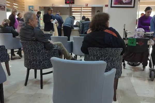 Başkent Üniversitesi Adana Uyg. ve Araşt. Merkezi Kışla Sağlık Yerleşkesi - Resim 14