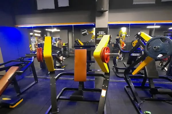 Fitbull Gym - Resim 15