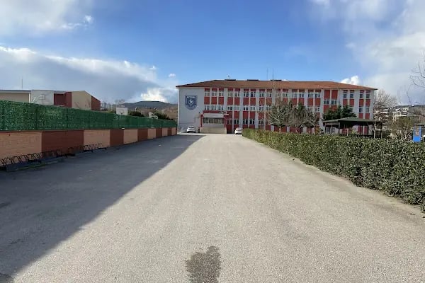 Albay Cafer Tayyar Nuran Oguz Anadolu Lisesi - Resim 2